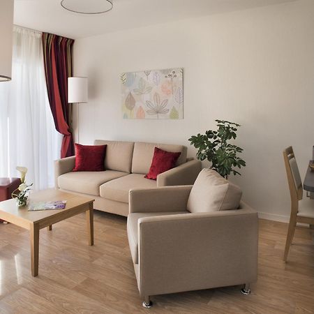 Domitys Les Greements D'Or - Residence Seniors Douarnenez Exteriör bild